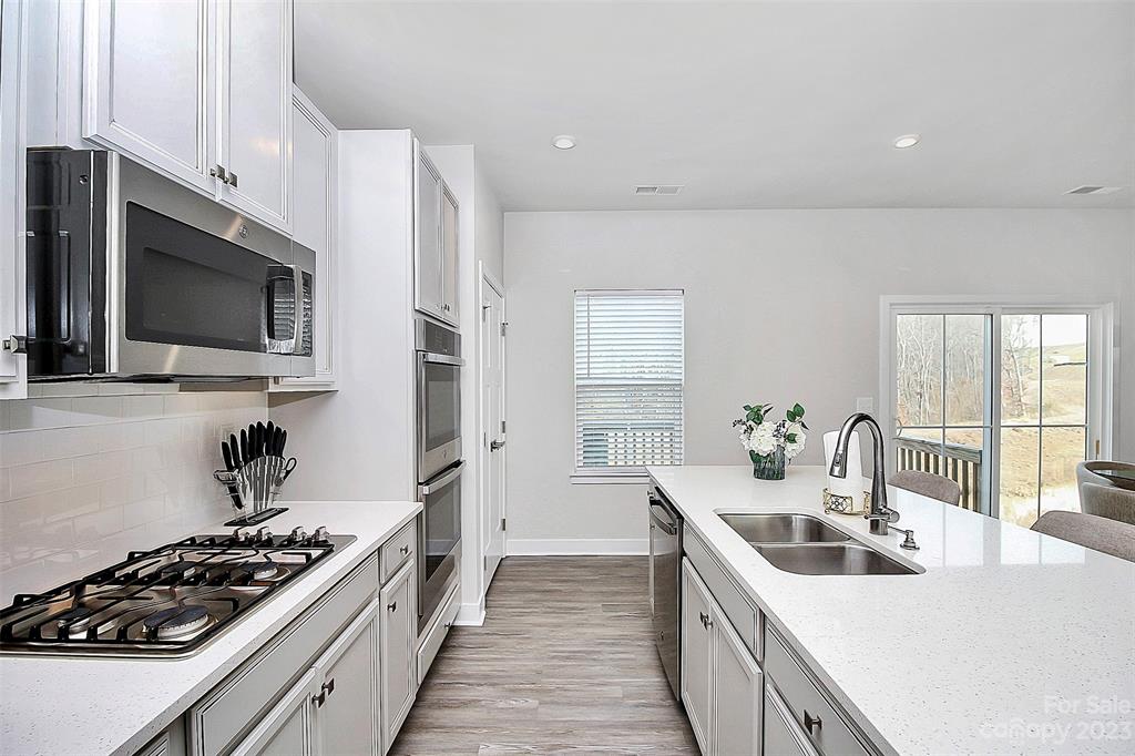 Trinity Townes - Residential