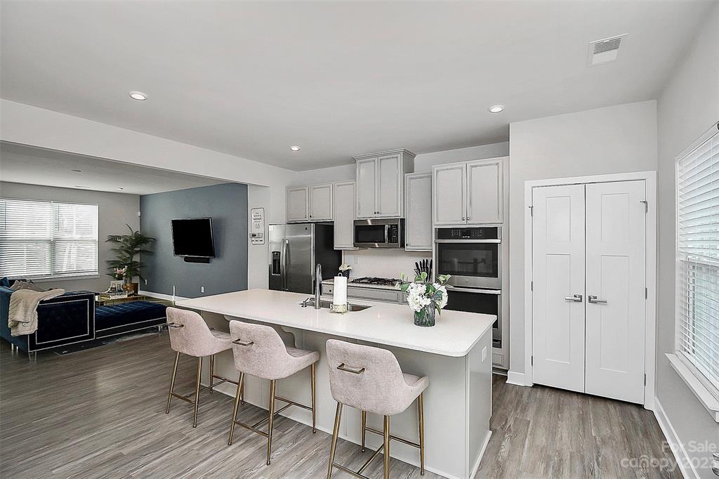 Trinity Townes - Residential