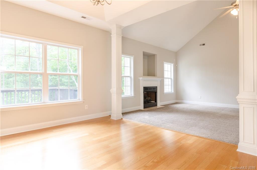 Cobblestone Village - Residential