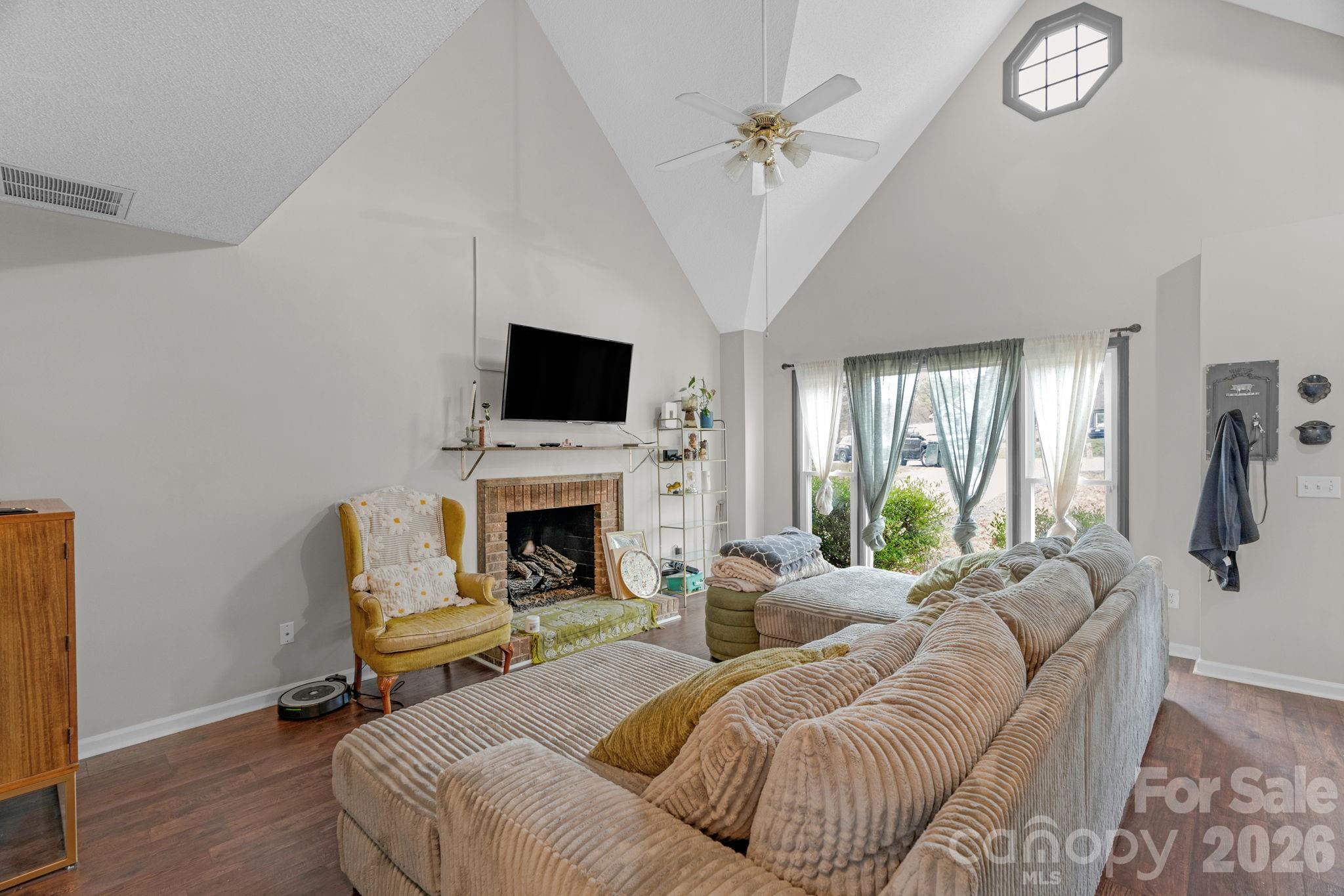 1308 SW Roseberry Place