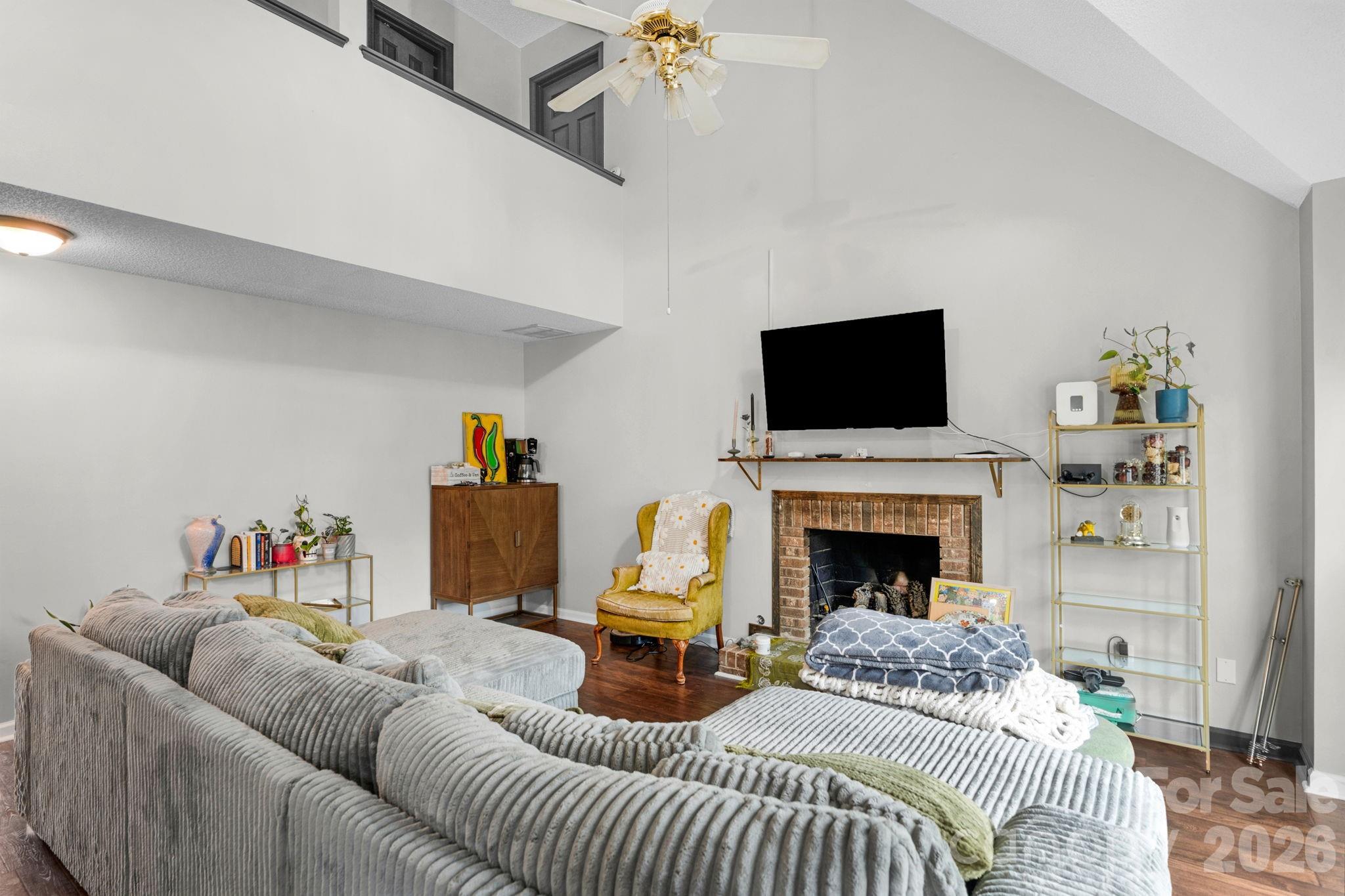 1308 SW Roseberry Place