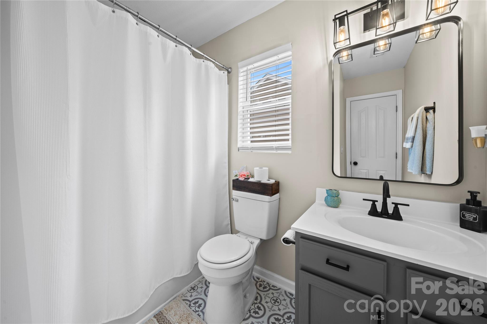 Curtis Pond - Residential