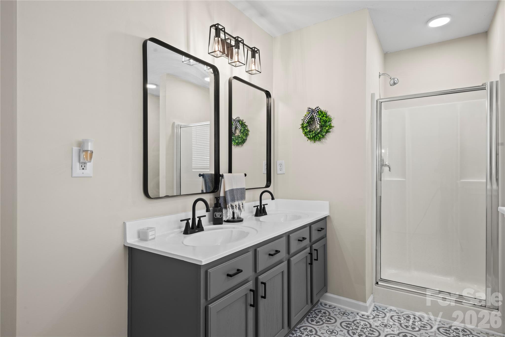 Curtis Pond - Residential