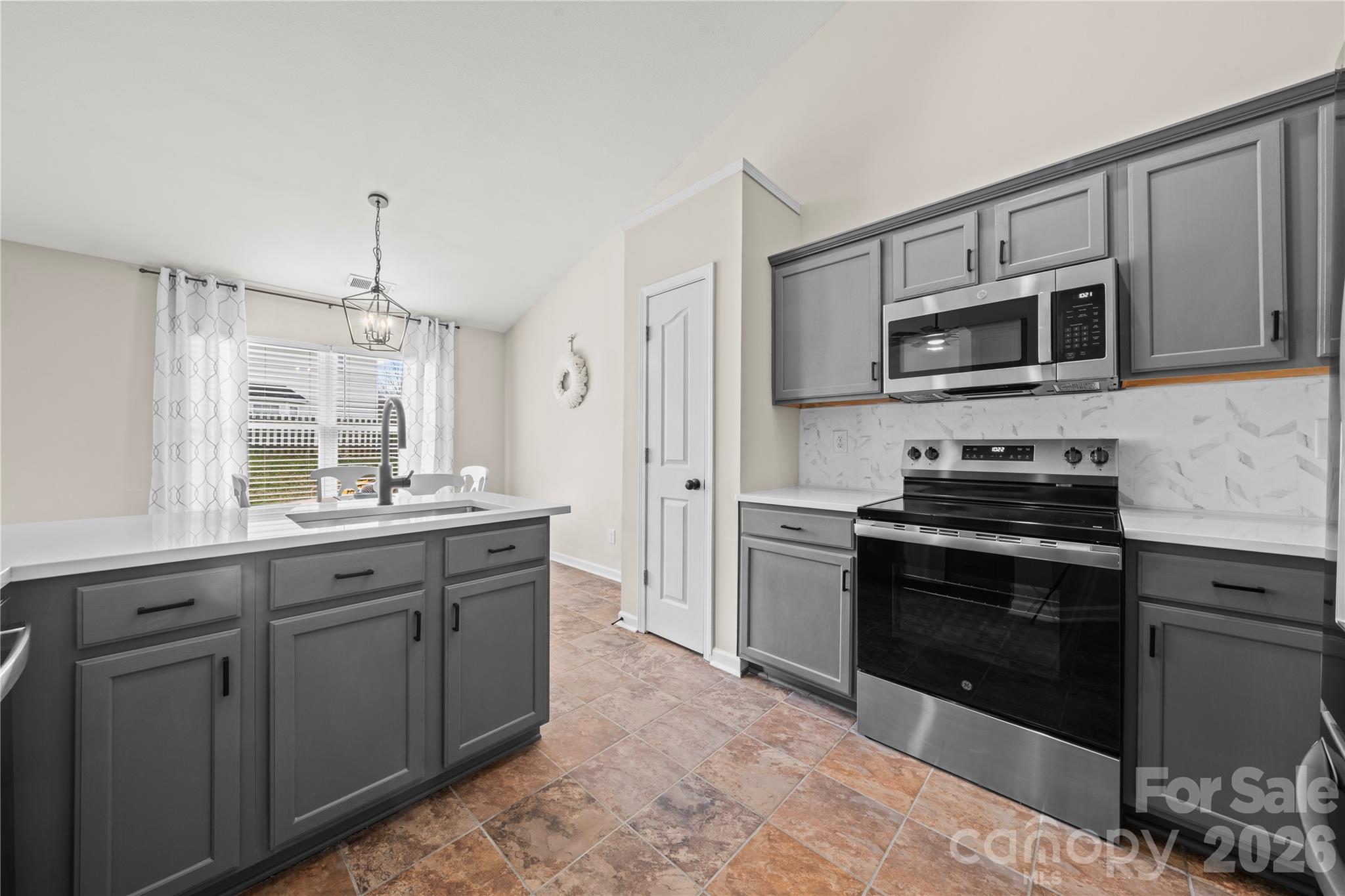 Curtis Pond - Residential