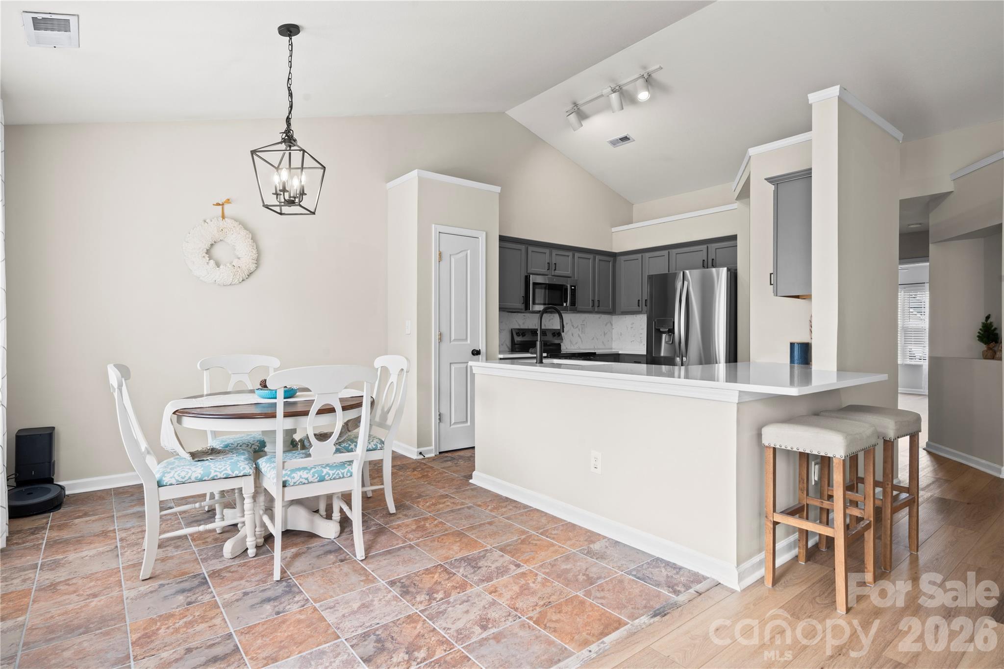 Curtis Pond - Residential