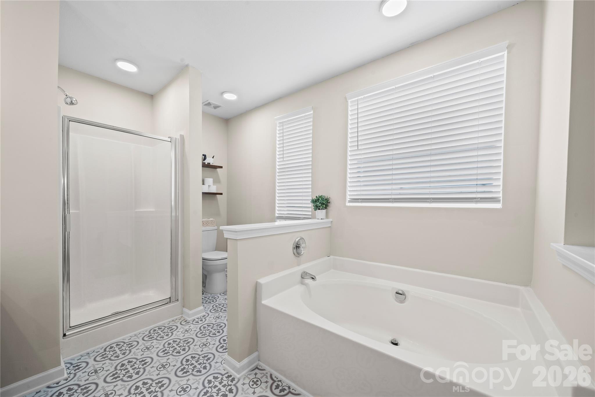 Curtis Pond - Residential