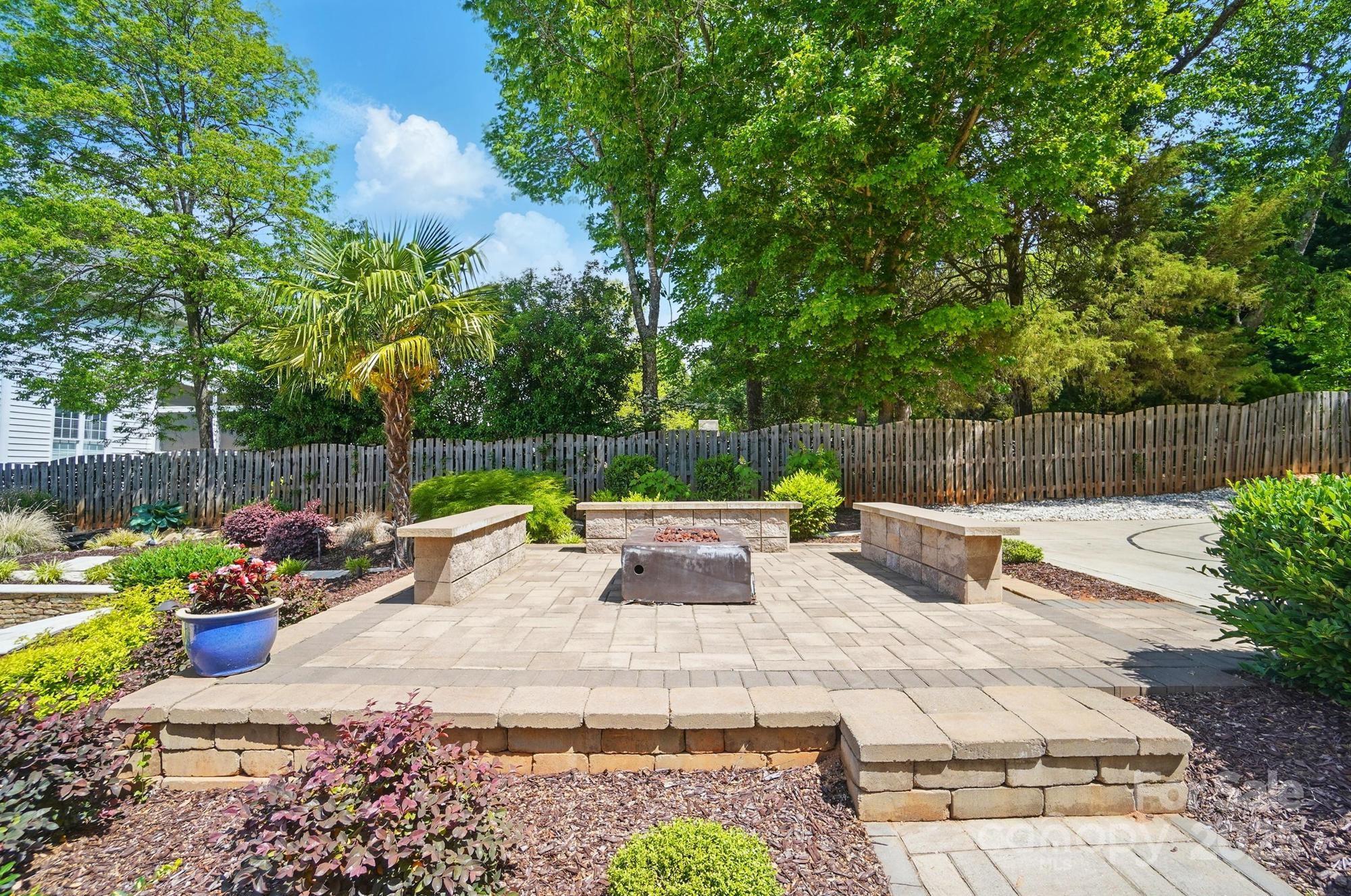 Hampton Ridge - Residential