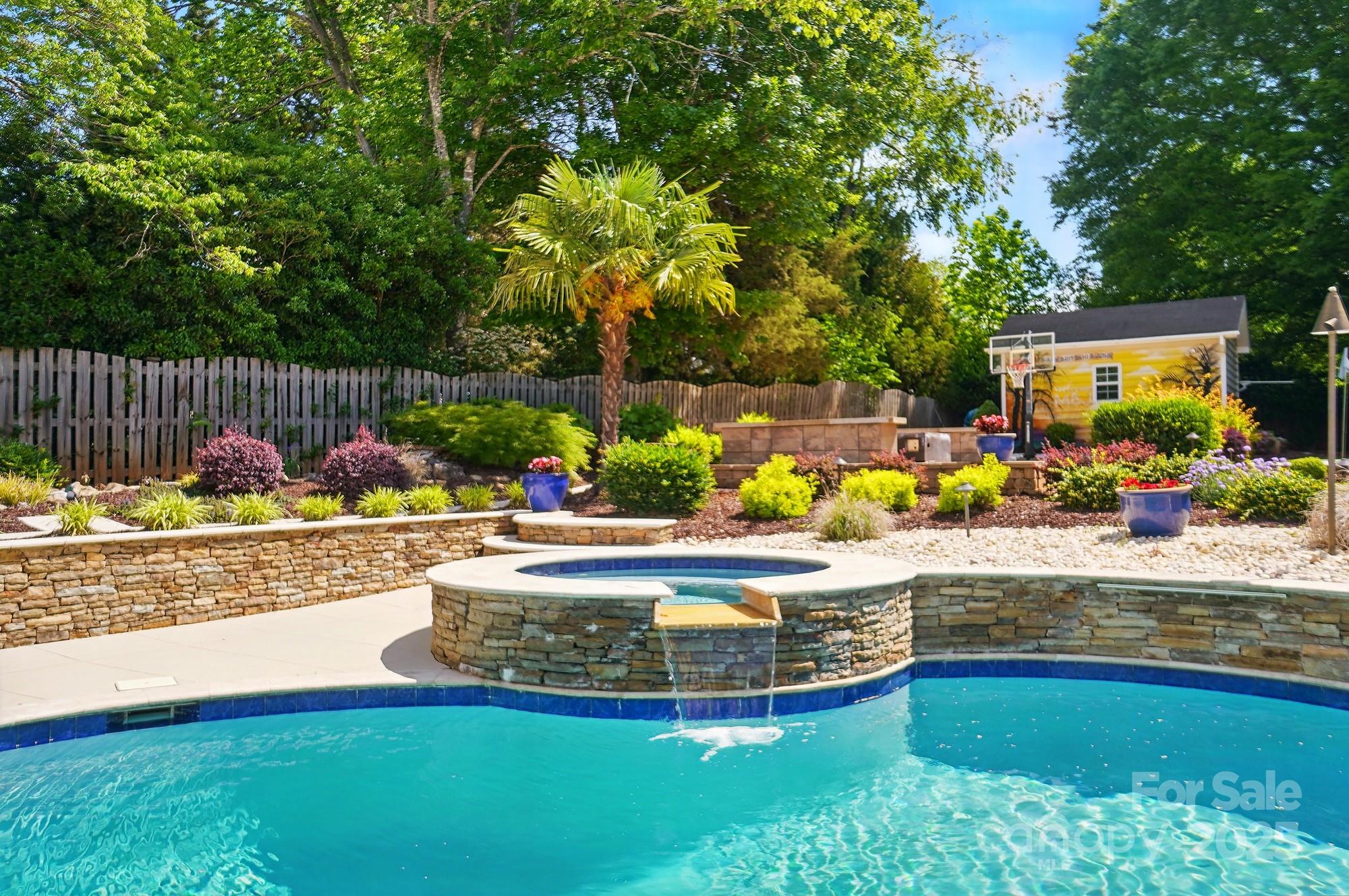 Hampton Ridge - Residential