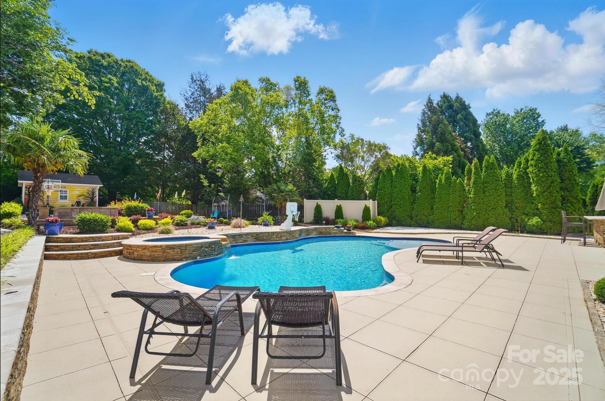 Hampton Ridge - Residential