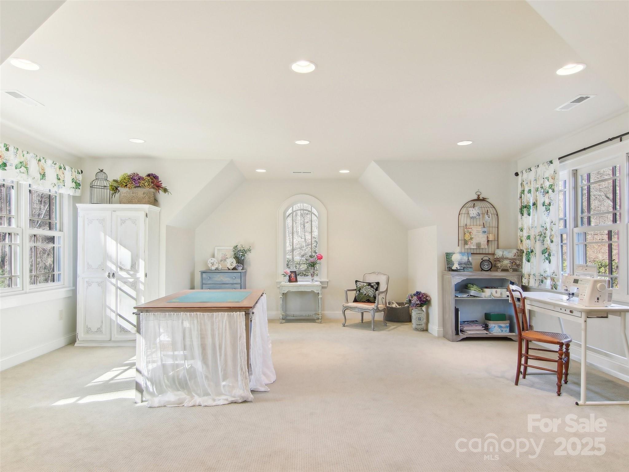 Cobblestone Village - Residential