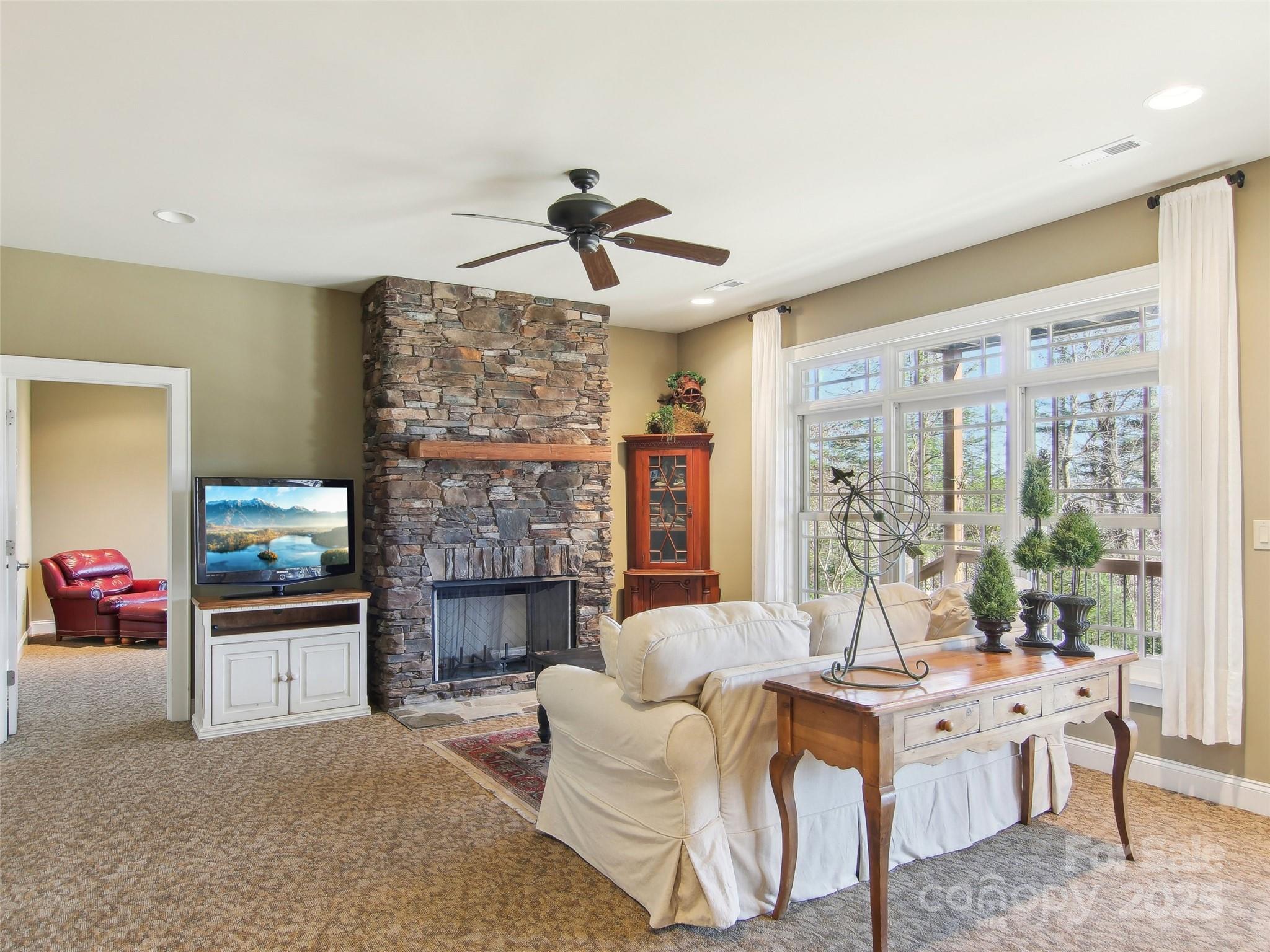 Cobblestone Village - Residential