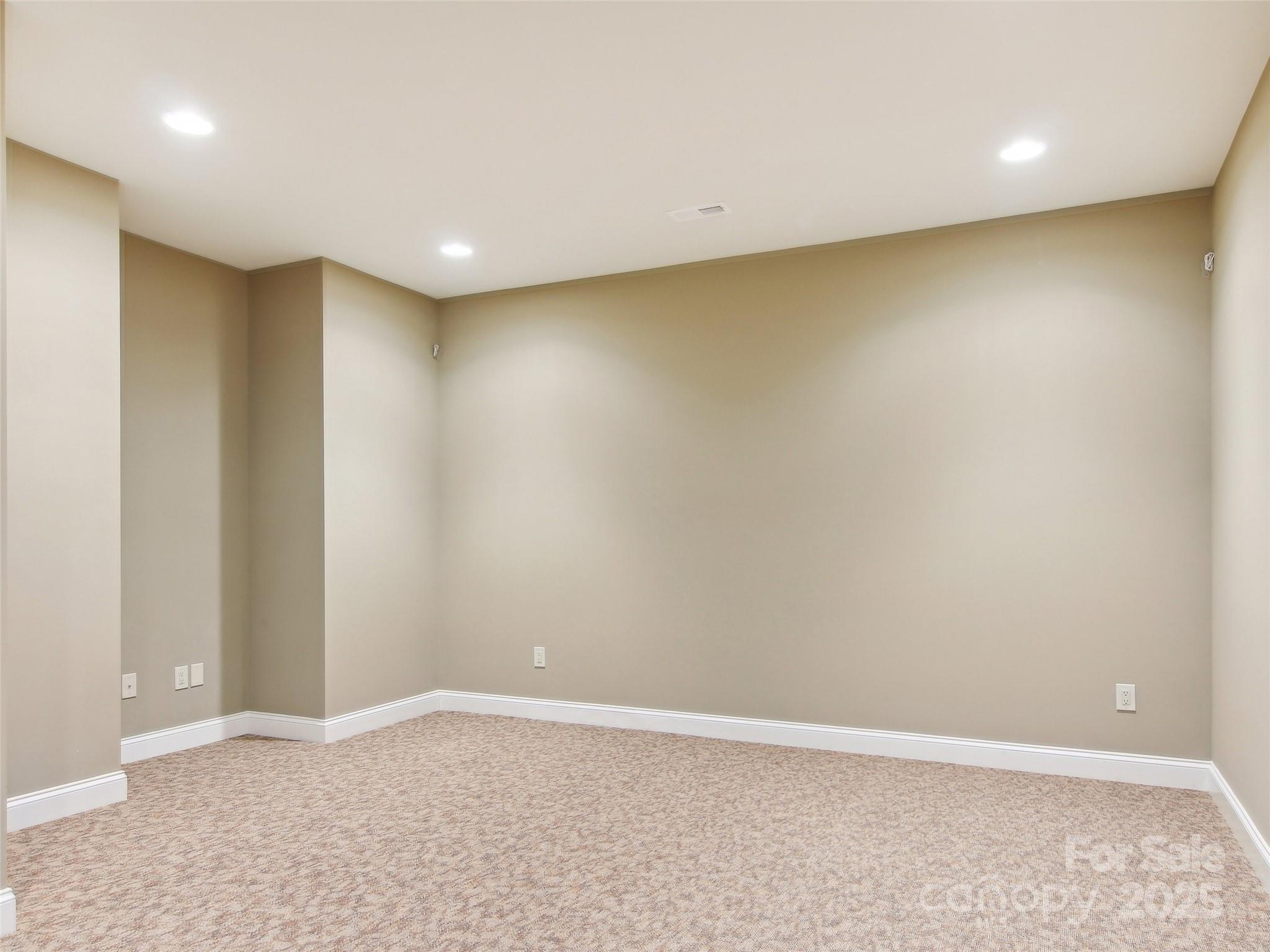 Cobblestone Village - Residential