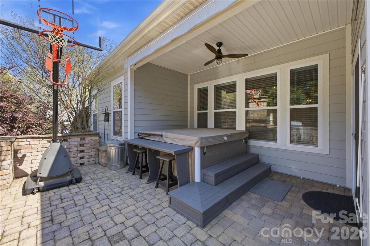 The Vineyards on Lake Wylie - Residential