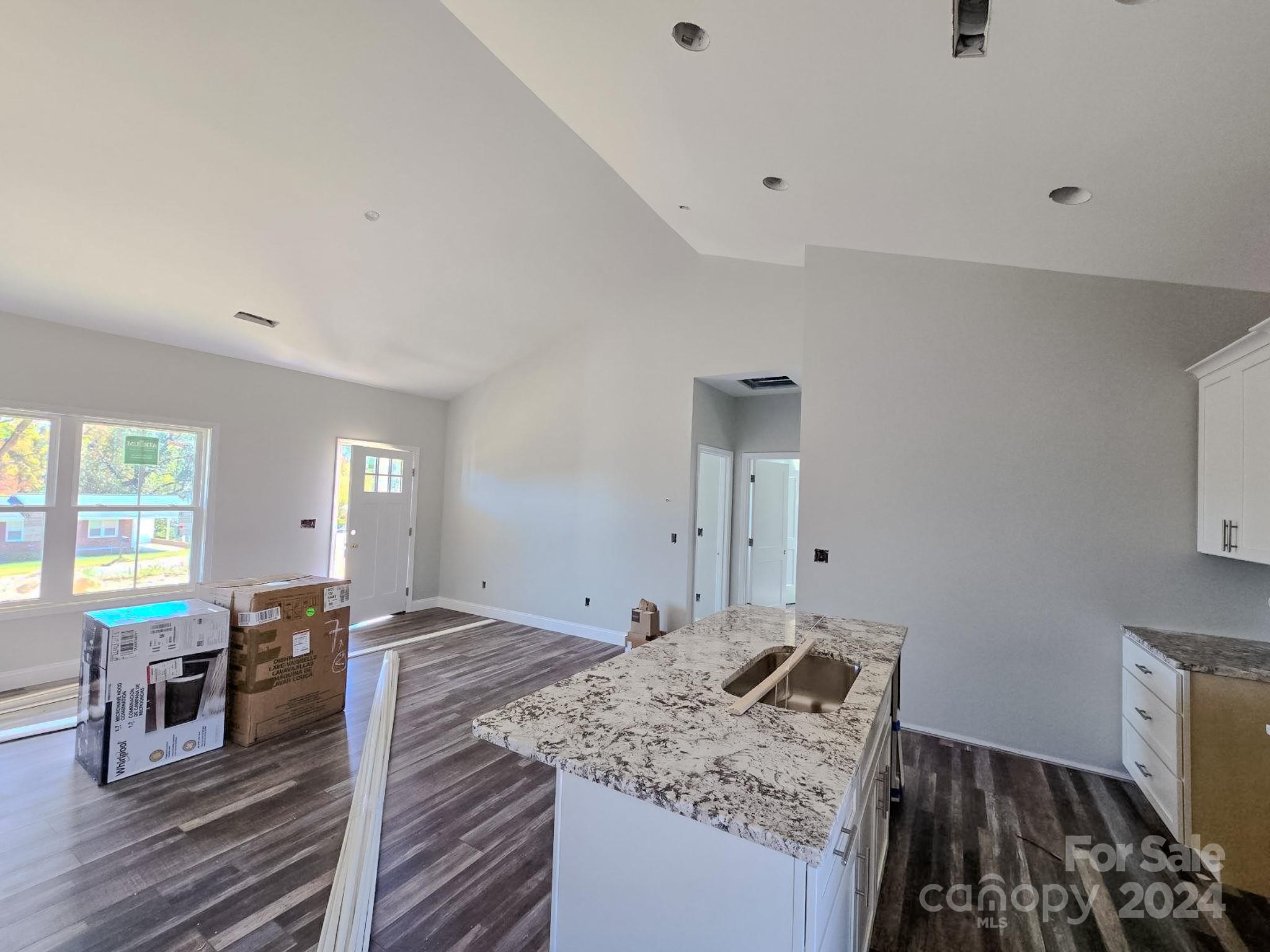 Lake Terrace - Residential