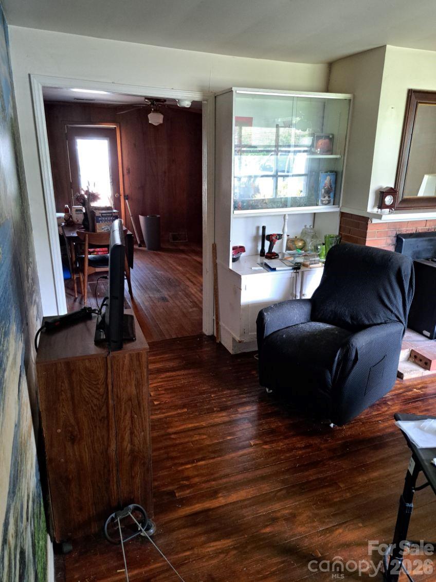 Sheffield Park - Residential