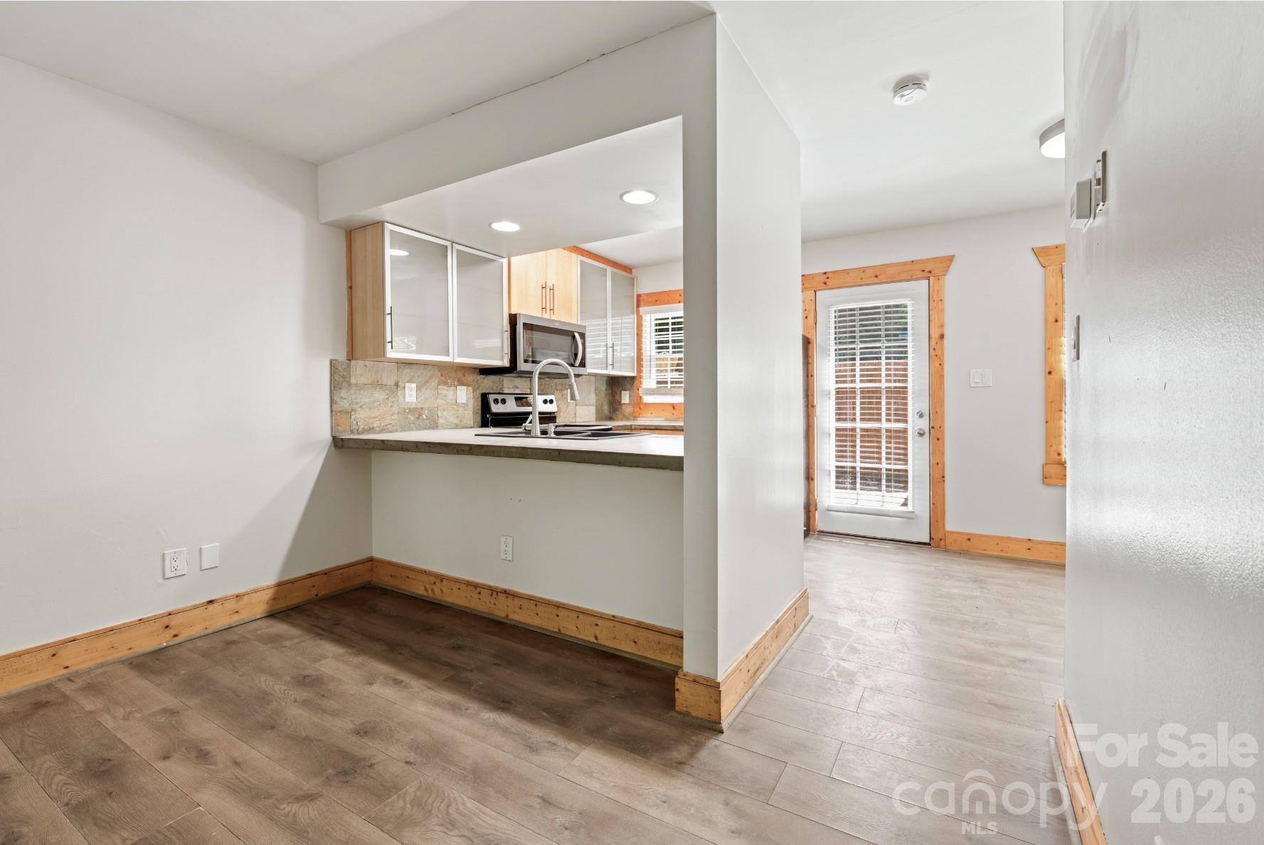 636 Chipley Avenue 6