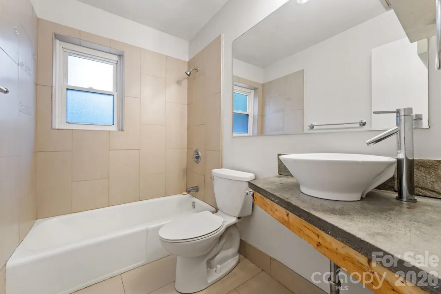 636 Chipley Avenue 6