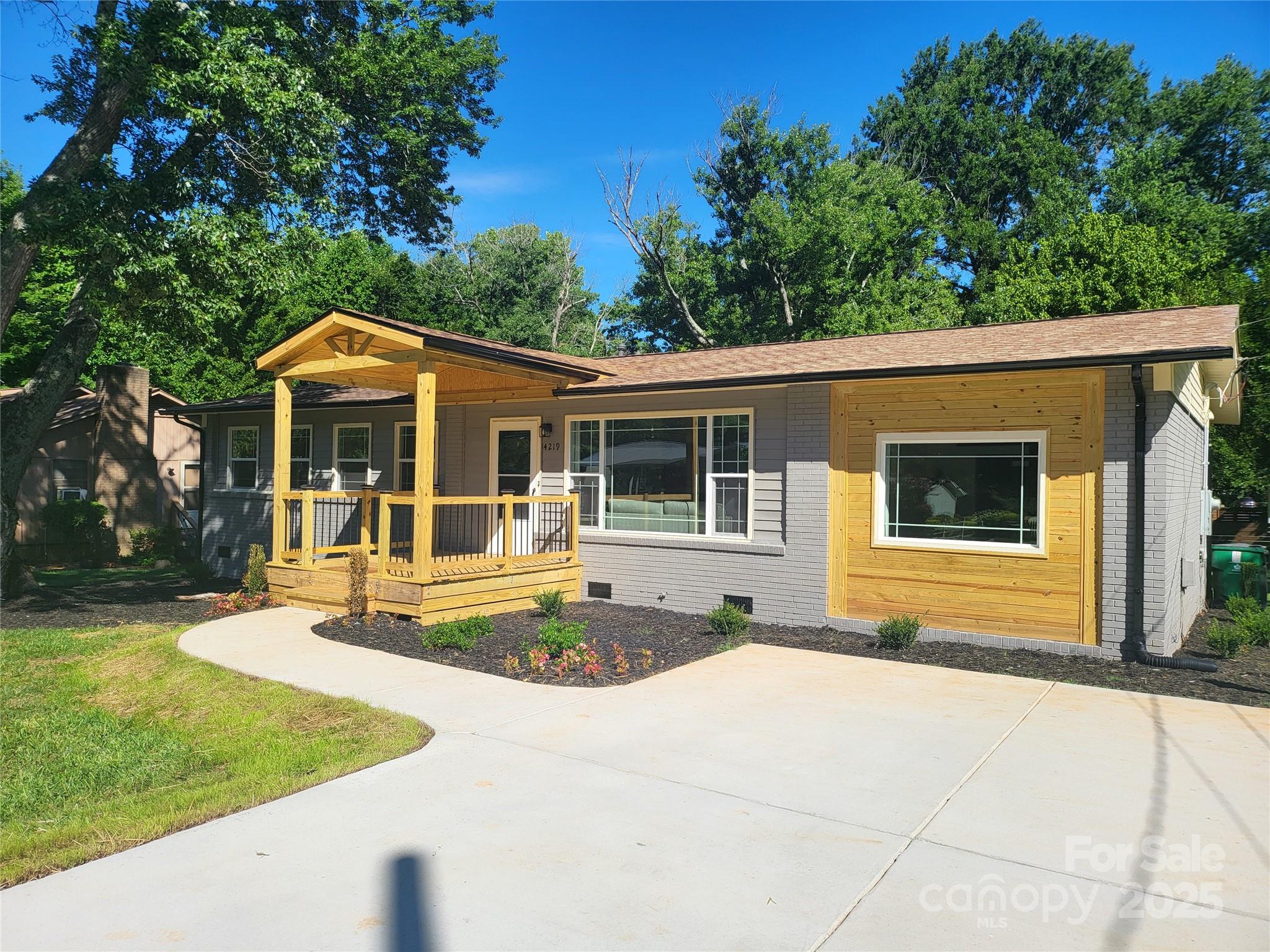 4219 Tipperary Place