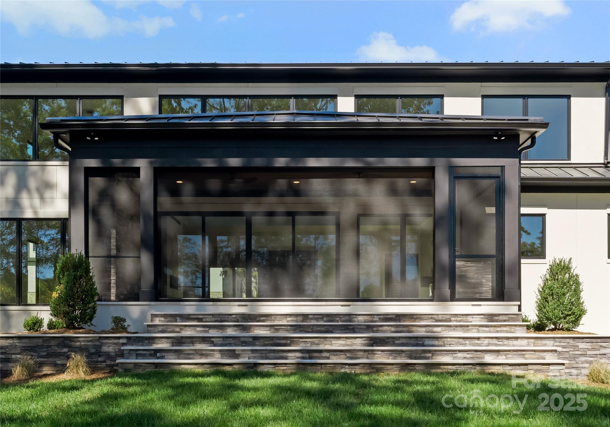 Twin Lakes - Residential