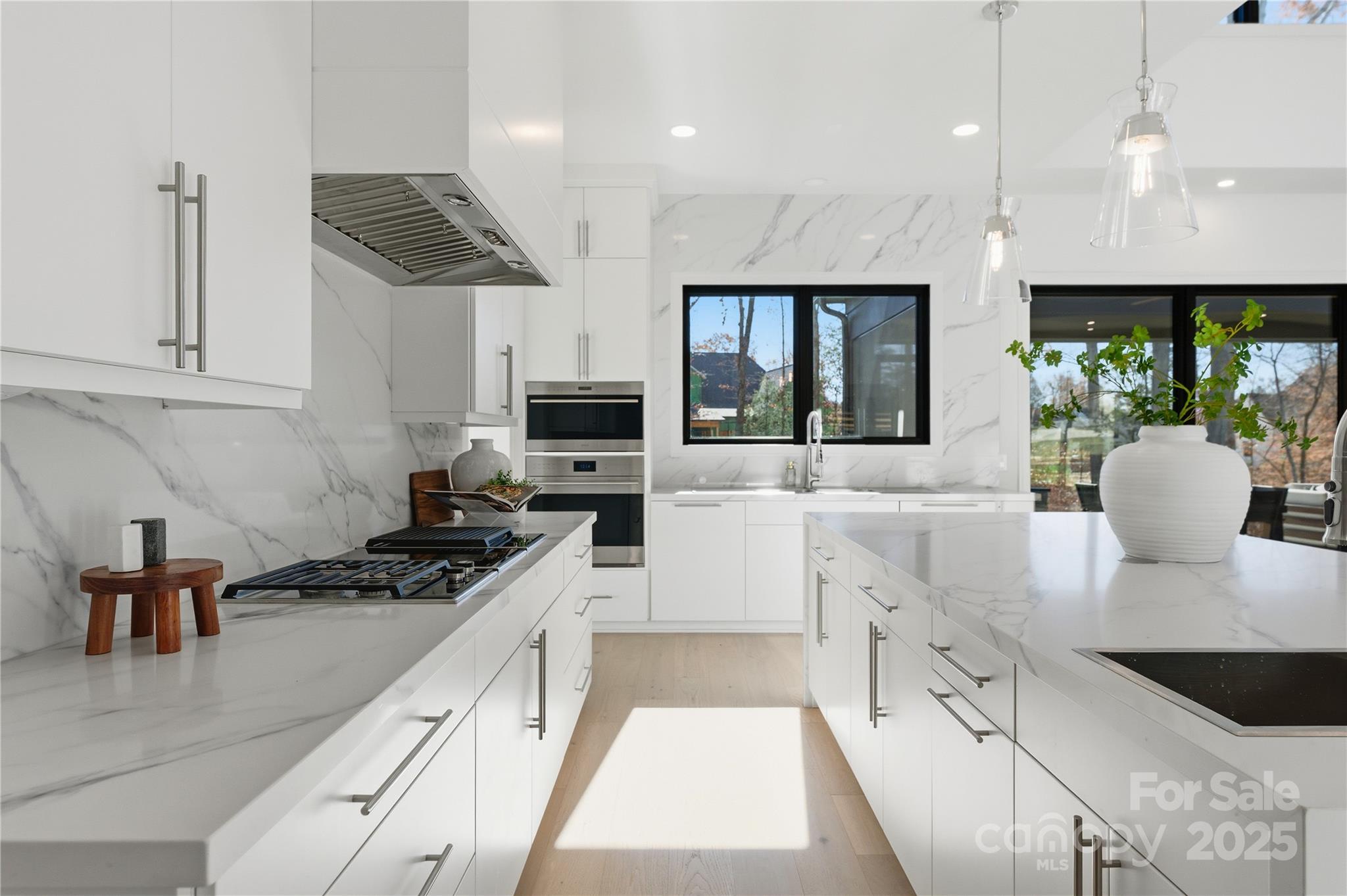 Twin Lakes - Residential