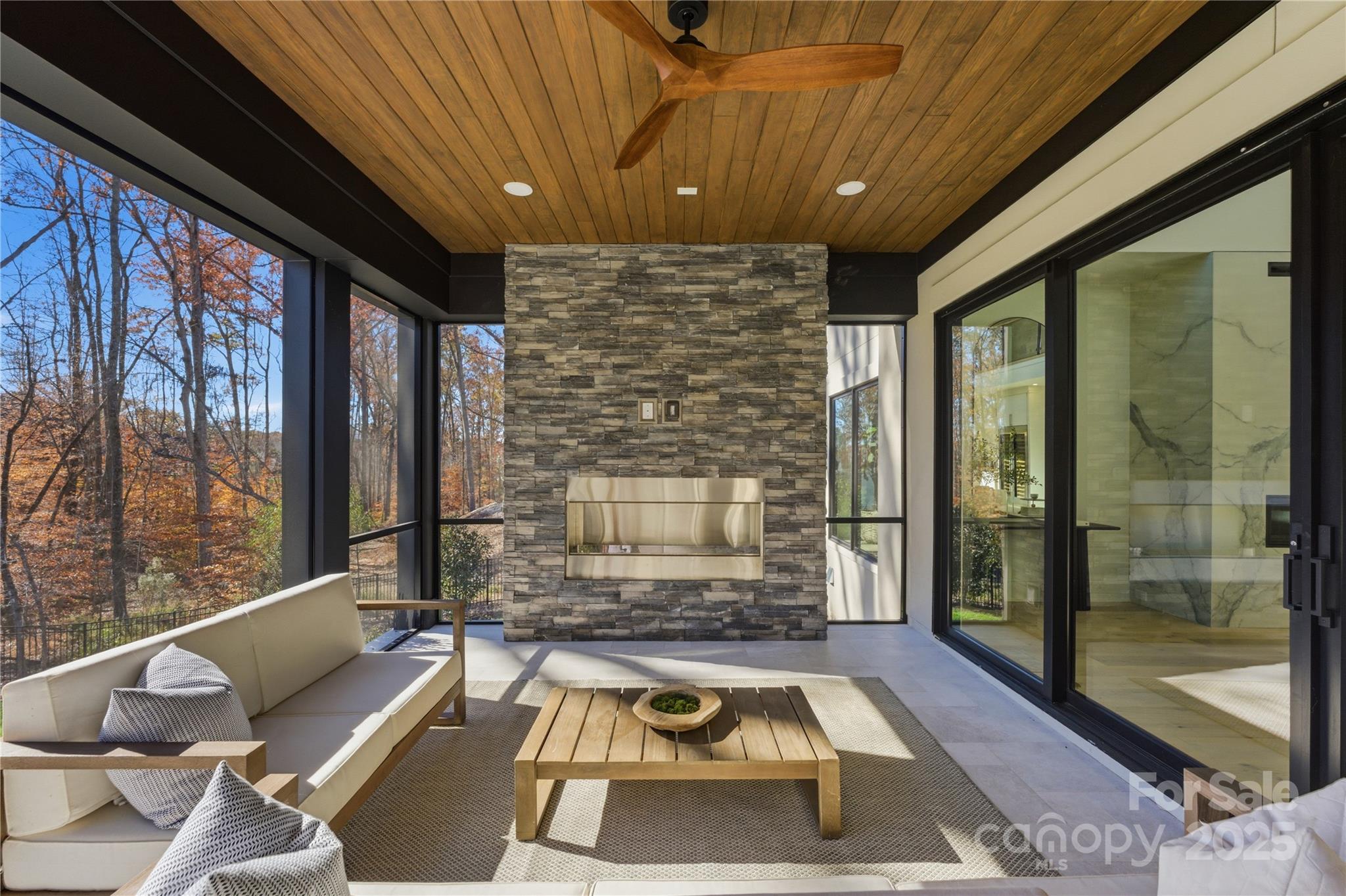 Twin Lakes - Residential