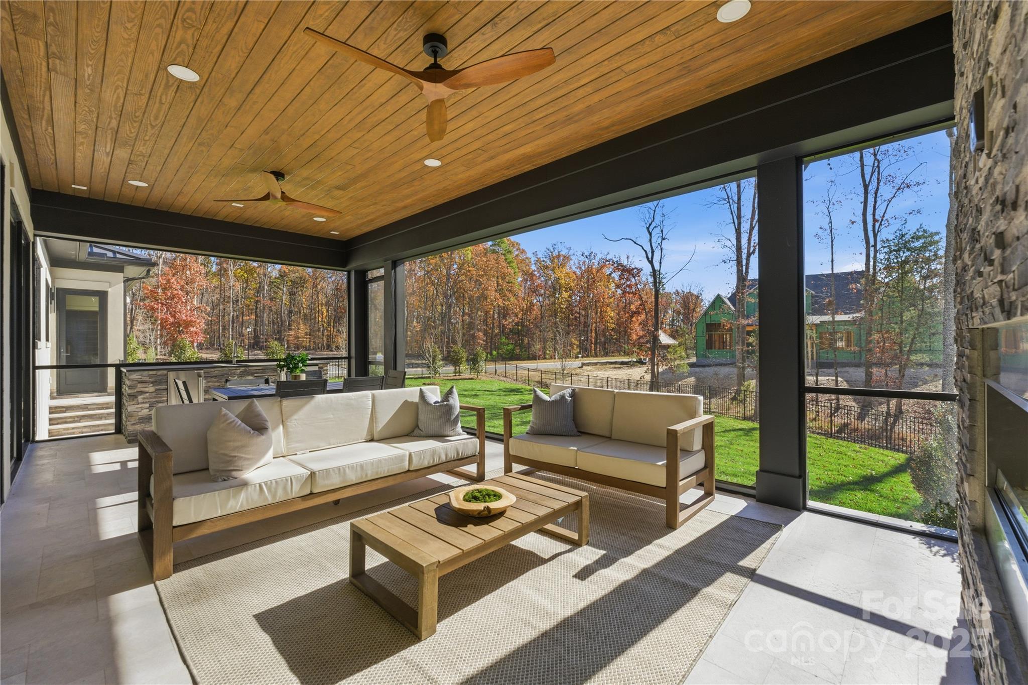 Twin Lakes - Residential