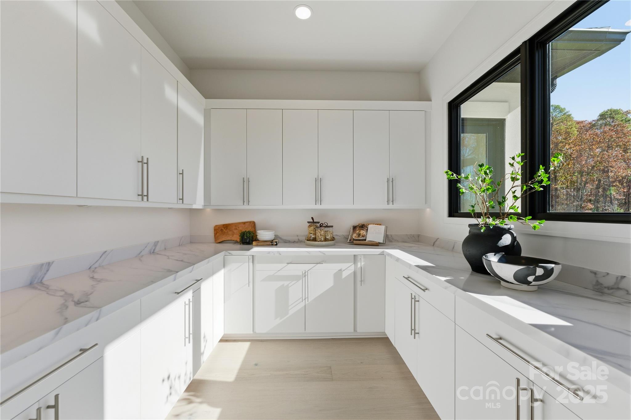 Twin Lakes - Residential