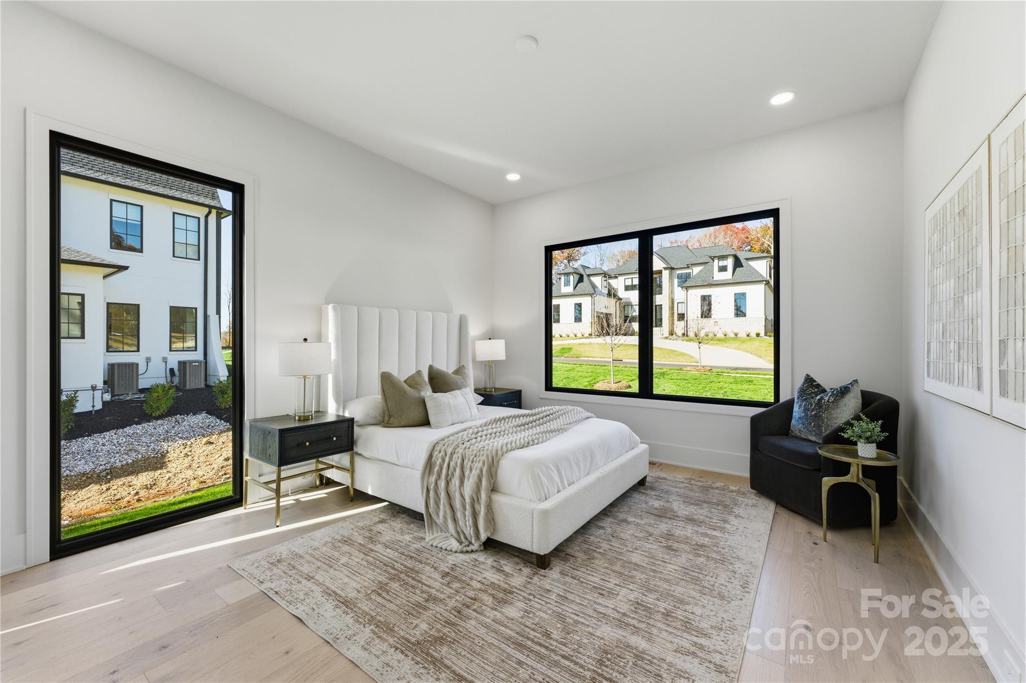 Twin Lakes - Residential