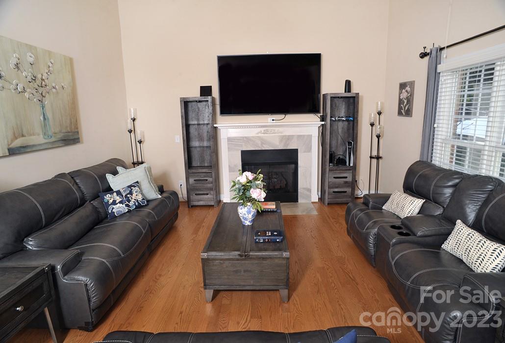 Balfour Springs - Residential