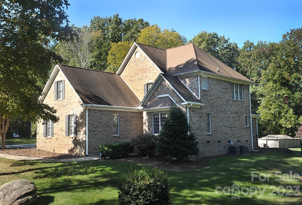 Balfour Springs - Residential