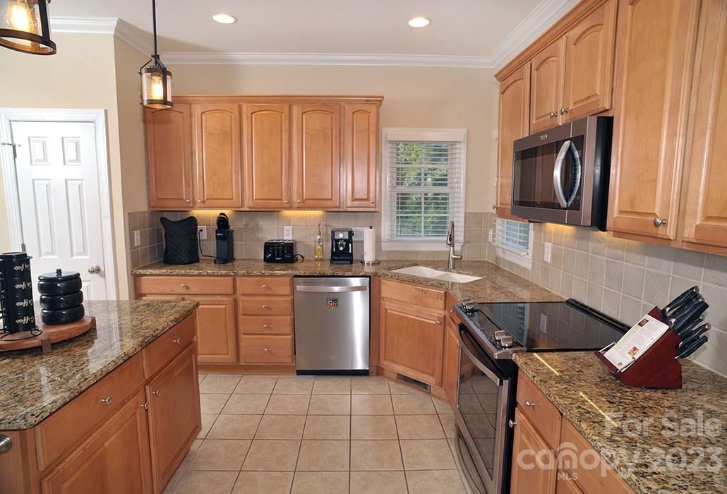 Balfour Springs - Residential