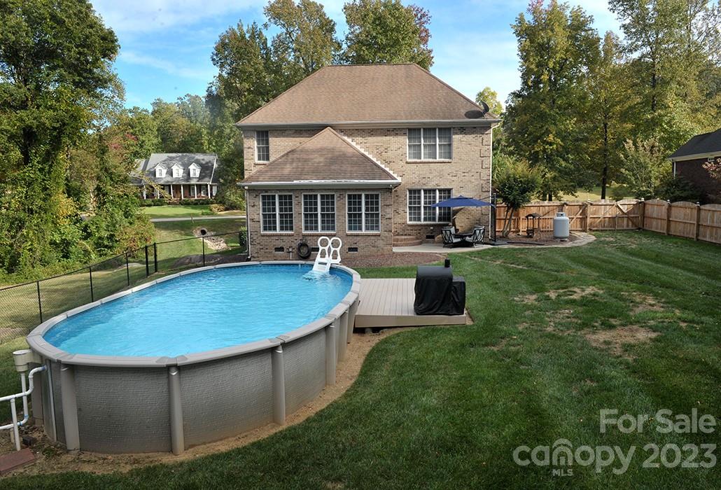 Balfour Springs - Residential