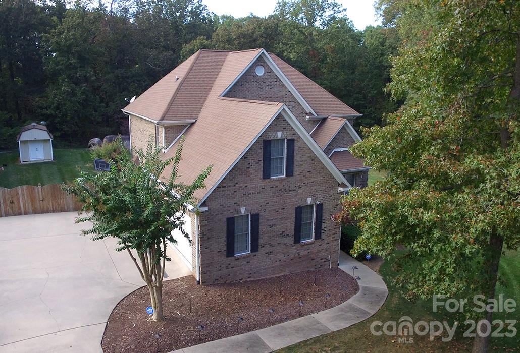 Balfour Springs - Residential