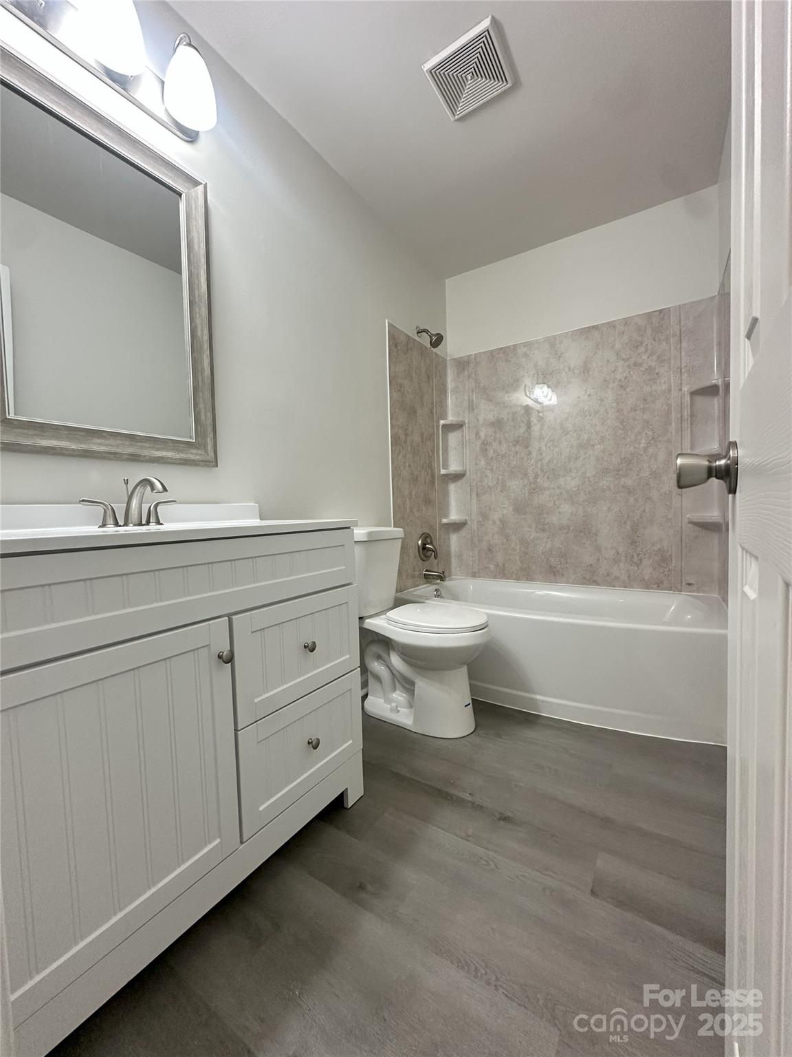 Eastwoods - Residential Lease