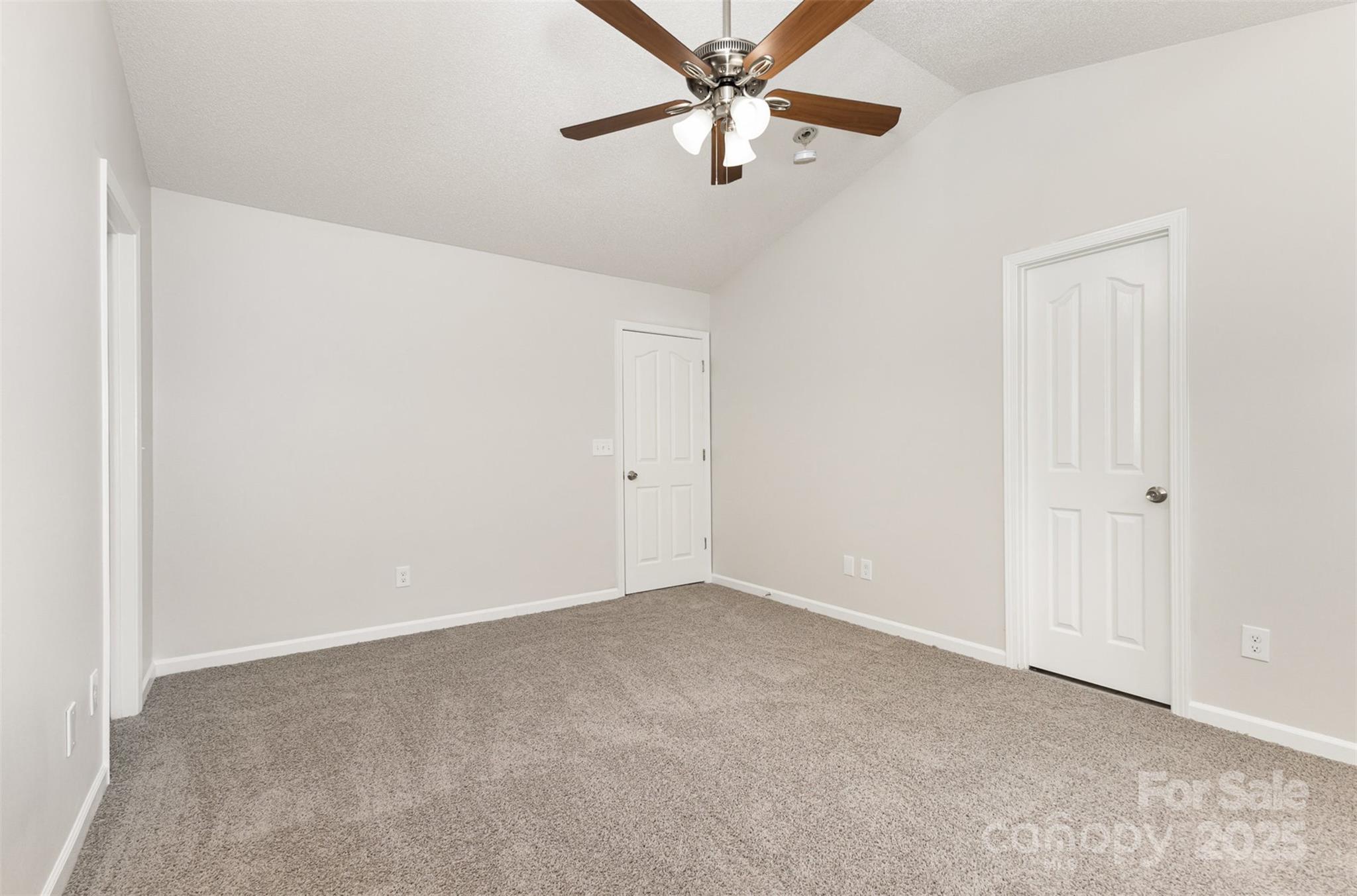 Ashburn Farms - Residential