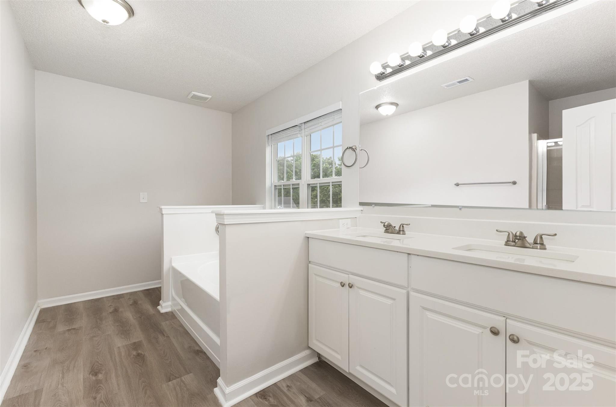 Ashburn Farms - Residential