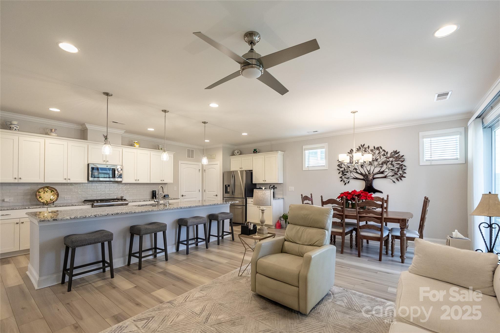 6140 Pier Drive