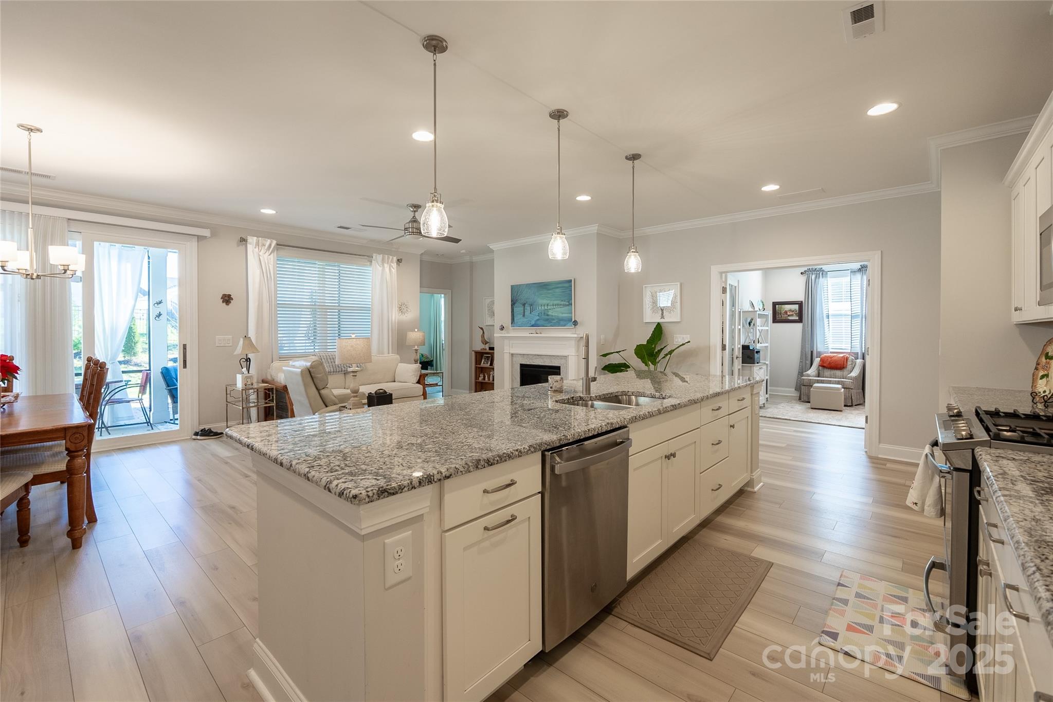 6140 Pier Drive