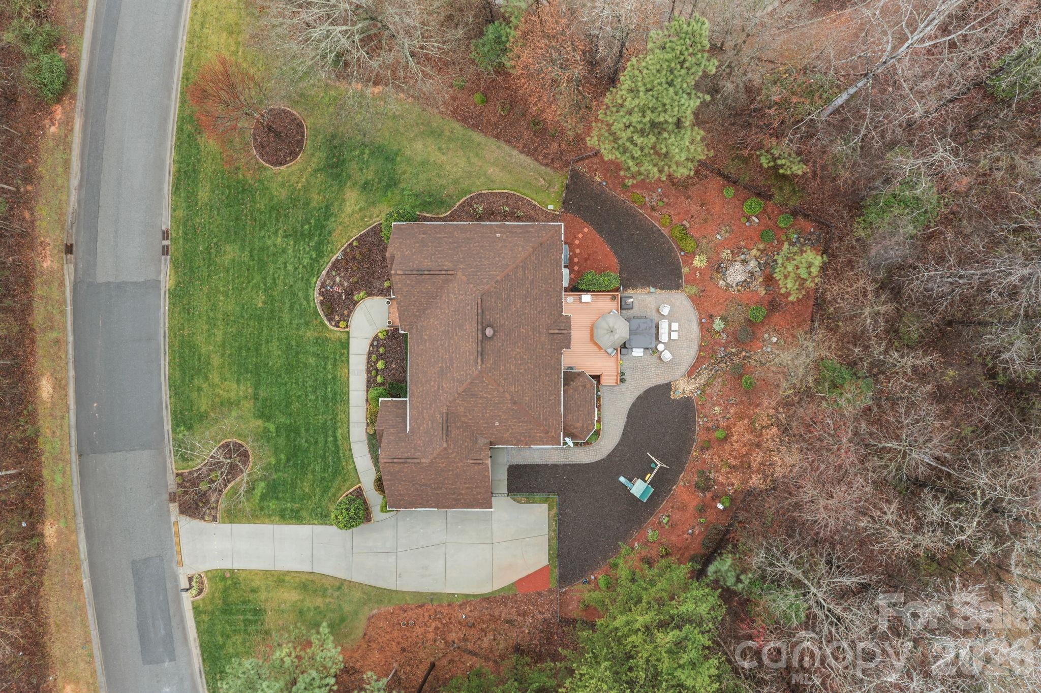 7717 Cottonwood Drive