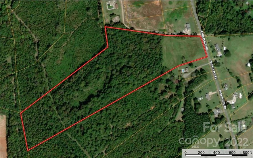 31.79 Acres of prime land located in York SC.  This land would make an ideal individual estate home site or could  possibly be developed into a subdivision.  Please call listing agent for showing details