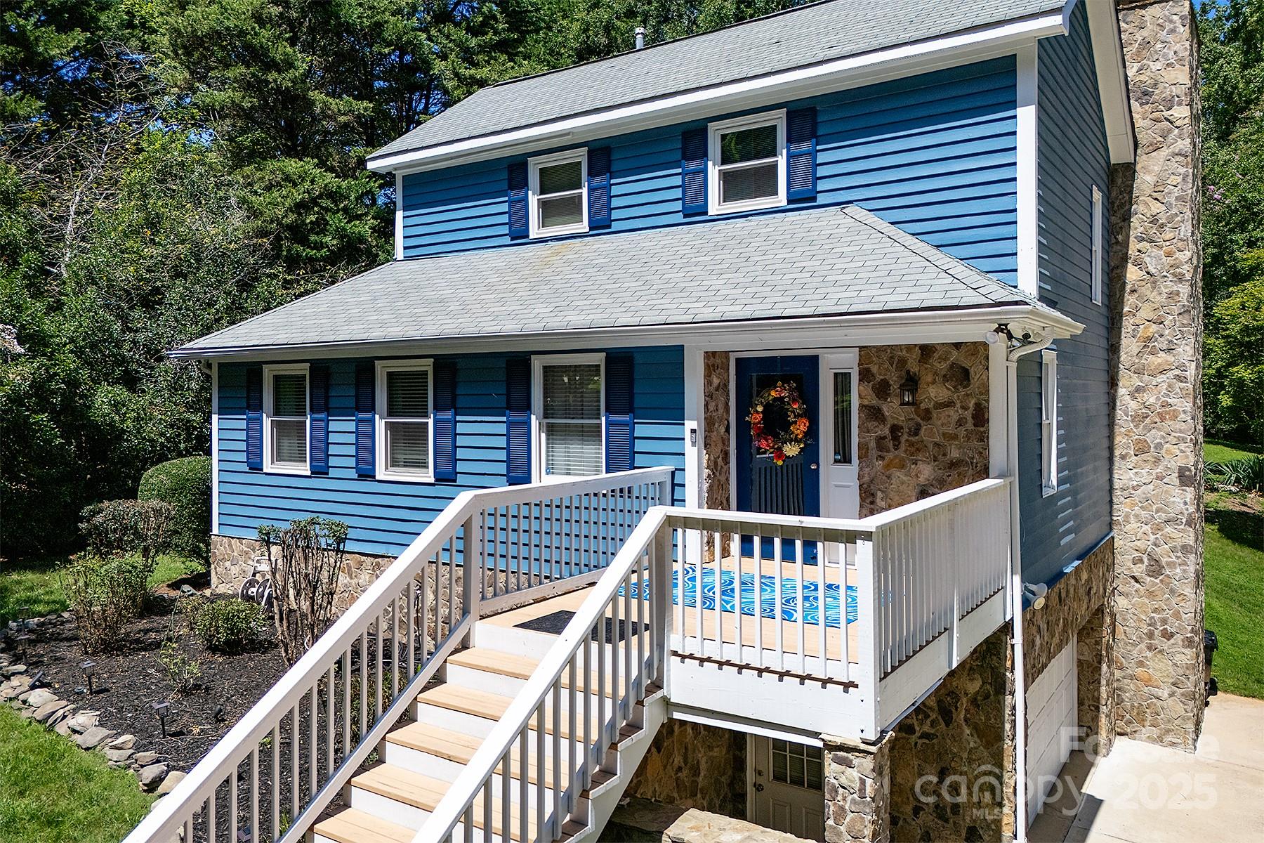 4711 Mountain Point Lane