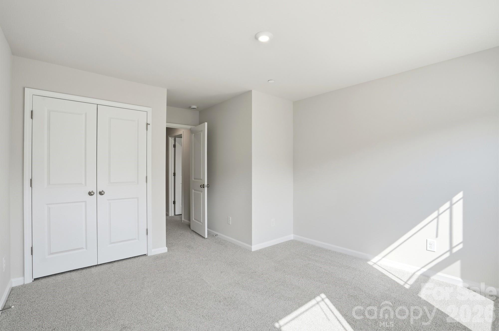 Hedgecliff Townes - Residential