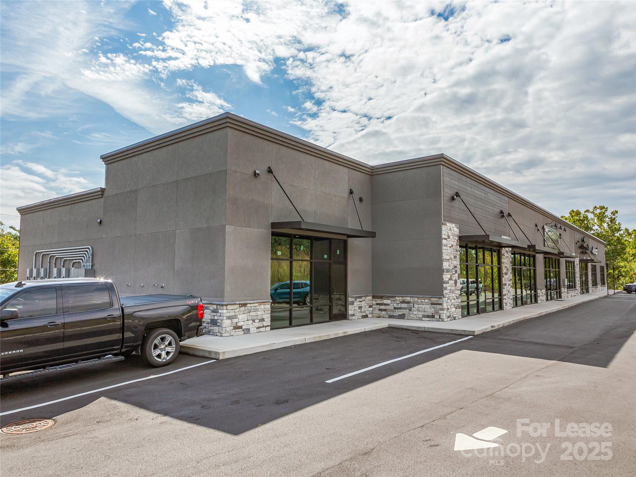 94 Old Beaverdam Creek Road 101-102