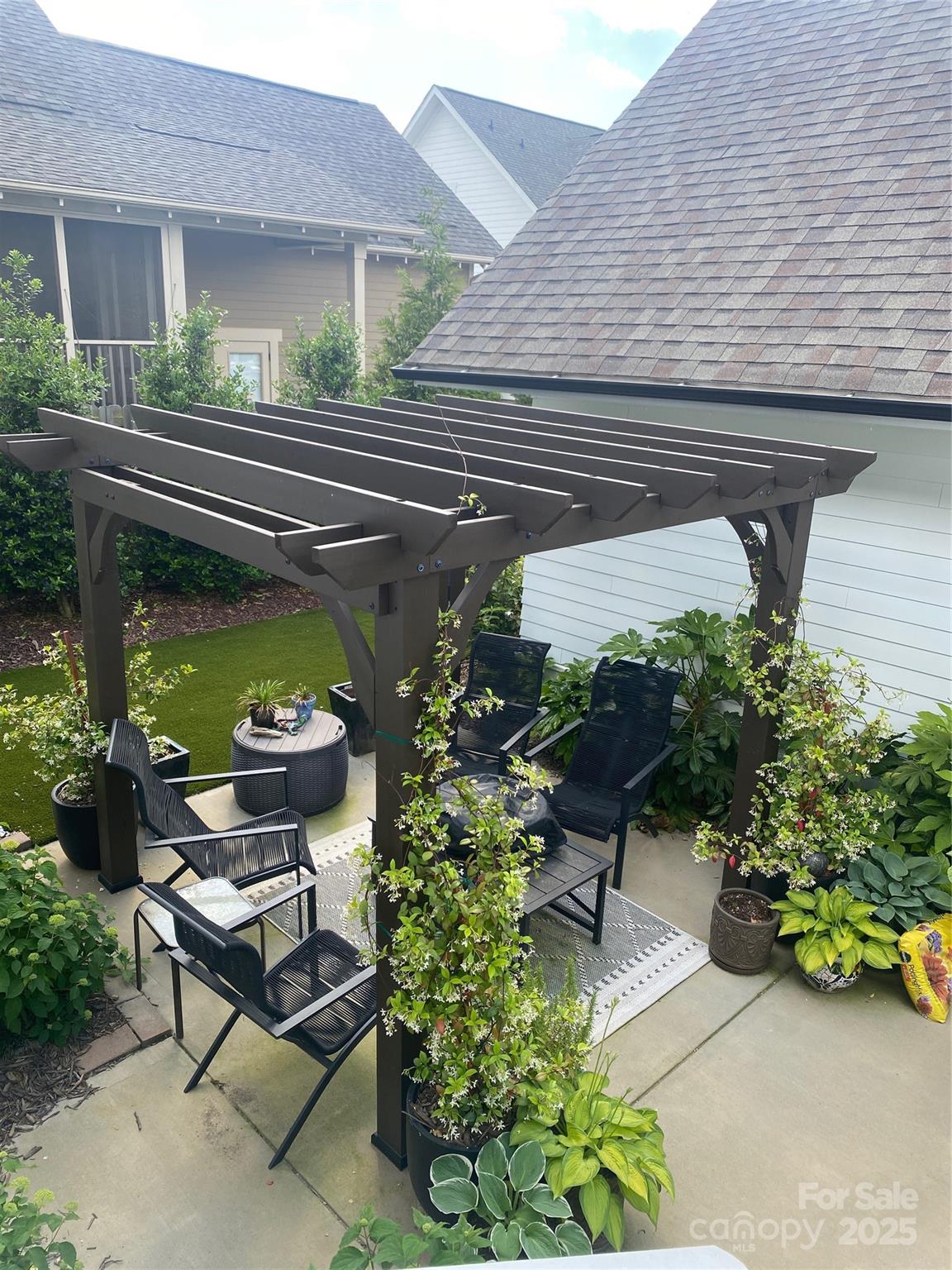 Riverwalk - Residential