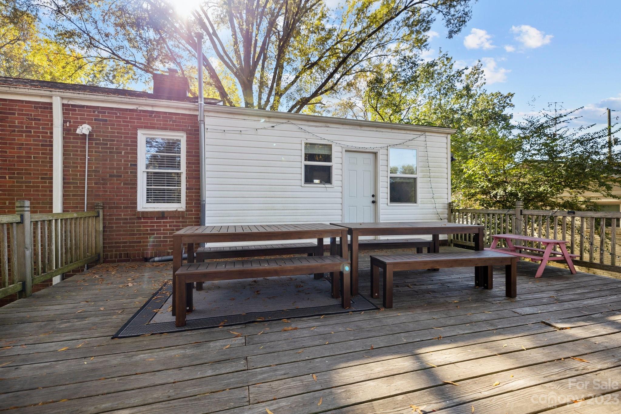 Colonial Village - Residential