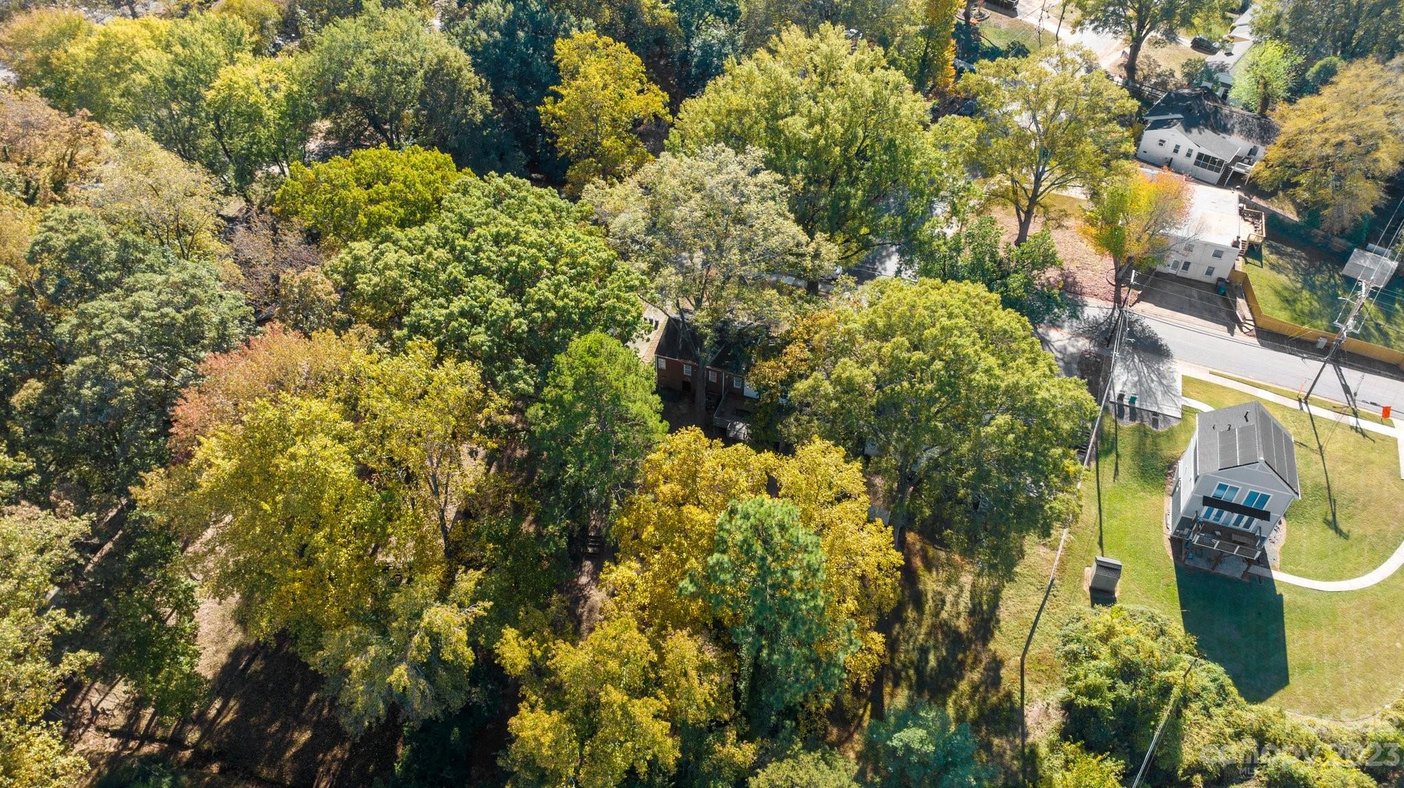 Colonial Village - Residential