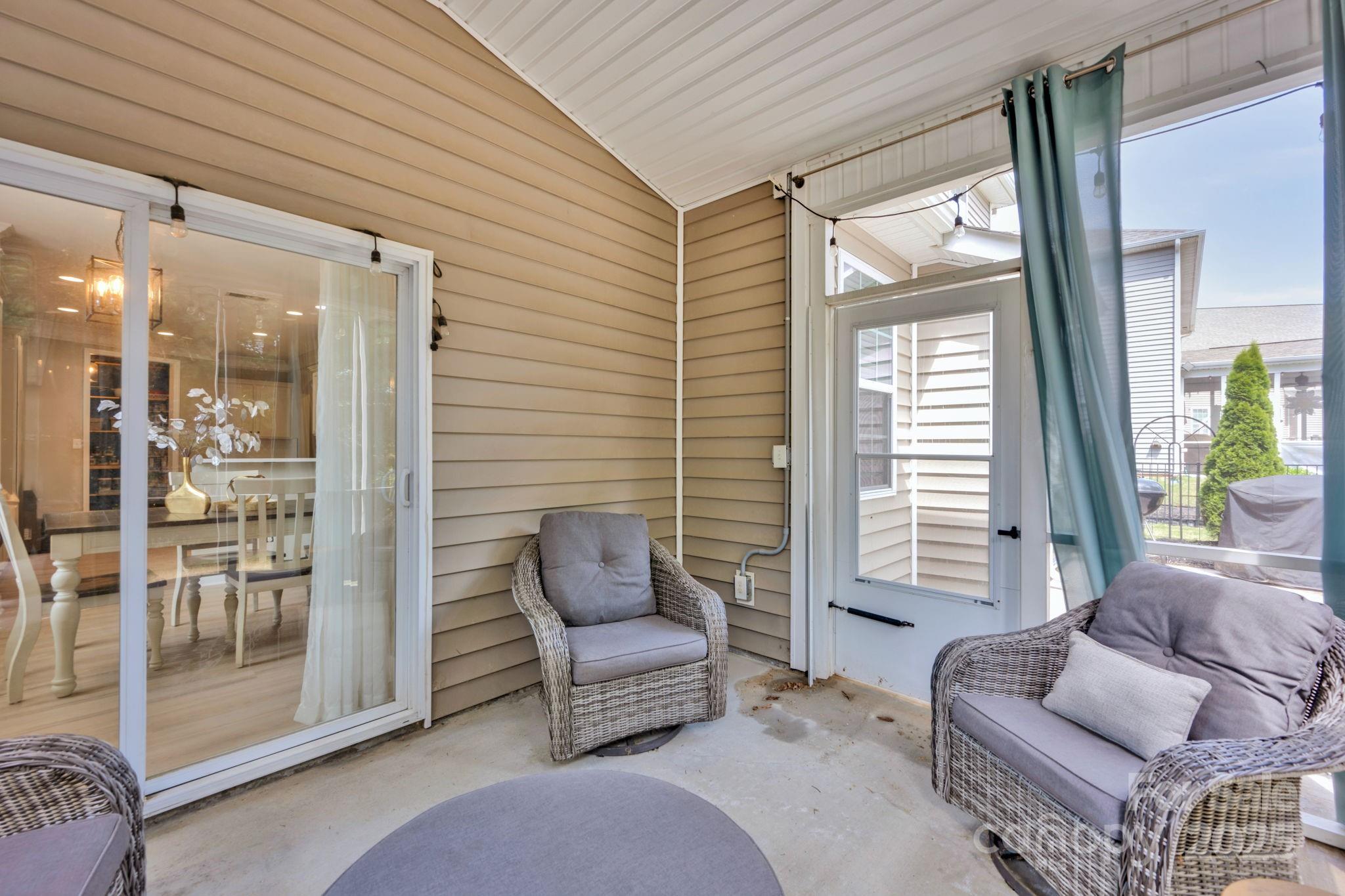 Lake Ridge - Residential