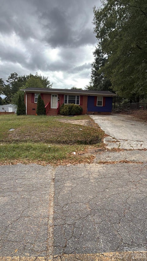 Photo of 907 Marion Street, Lancaster, SC 29720 (MLS # 4438241)