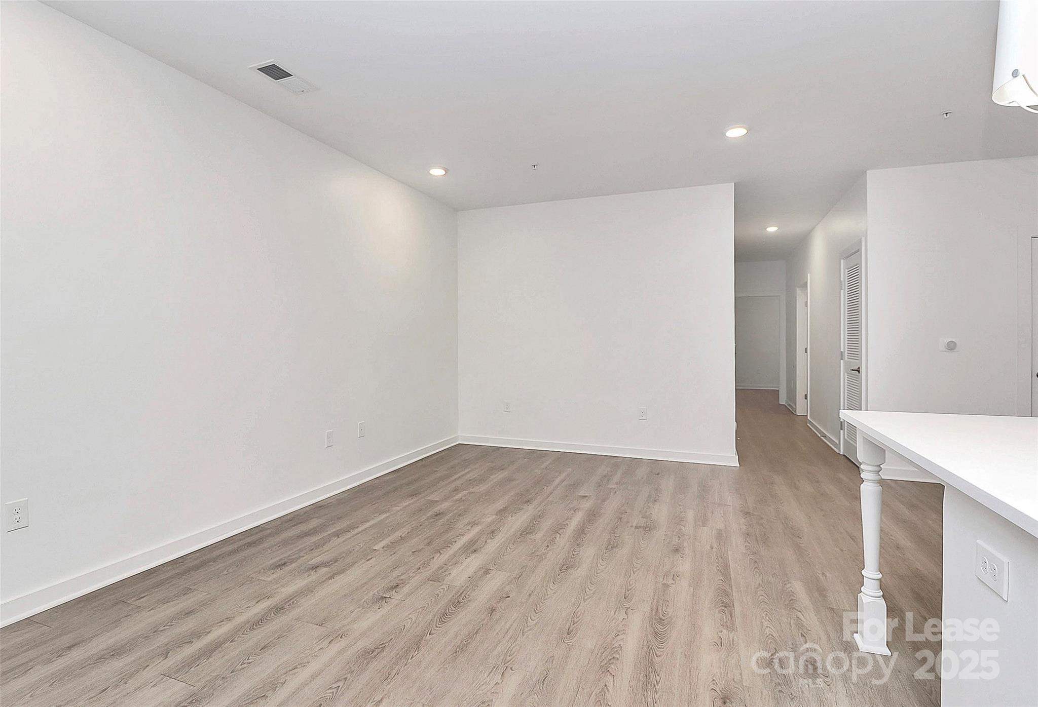 1115 Seigle Avenue 104