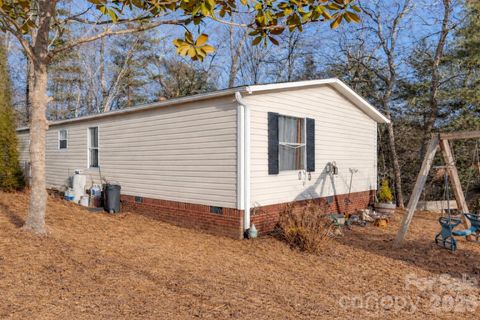 Photo of 97 Misty Ridge Lane, Leicester, NC 28748 (MLS # 4342031)